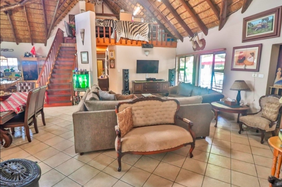 3 Bedroom Property for Sale in Flamwood North West